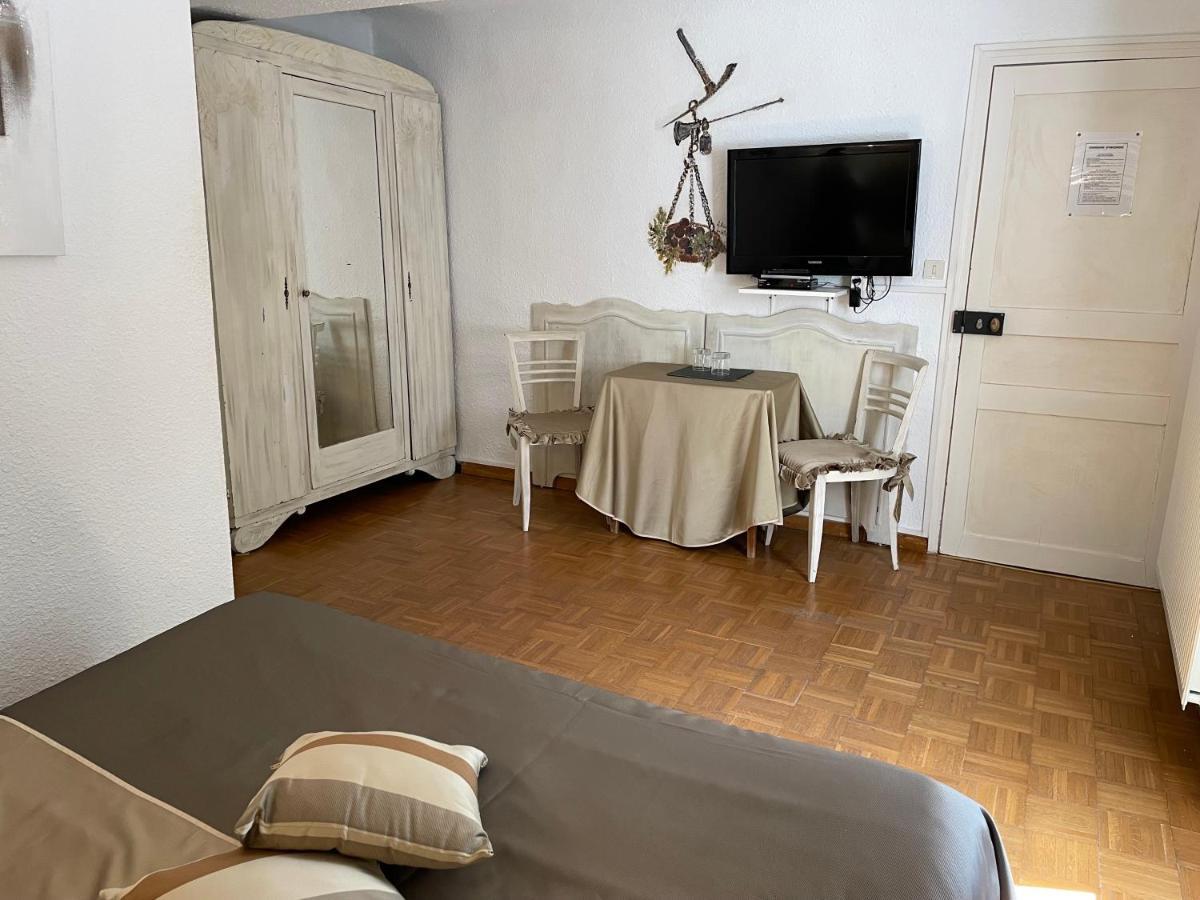 Bed and Breakfast Domaine De Majastre Bauduen Exteriér fotografie